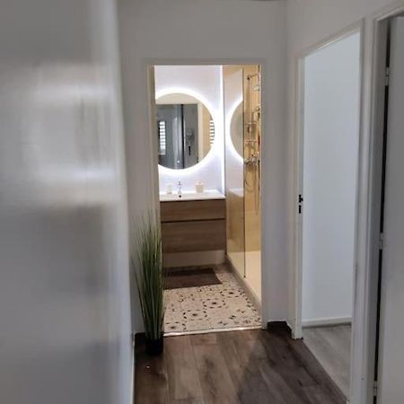Апартаменти App 5 Pers, Parking, 3Mn Rer A, 40 Mn Du Centre De Paris, Cergy Le Haut Екстер'єр фото